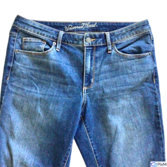 Universal Thread Womens Jeans, 10/30L - Picture 2 of 4
